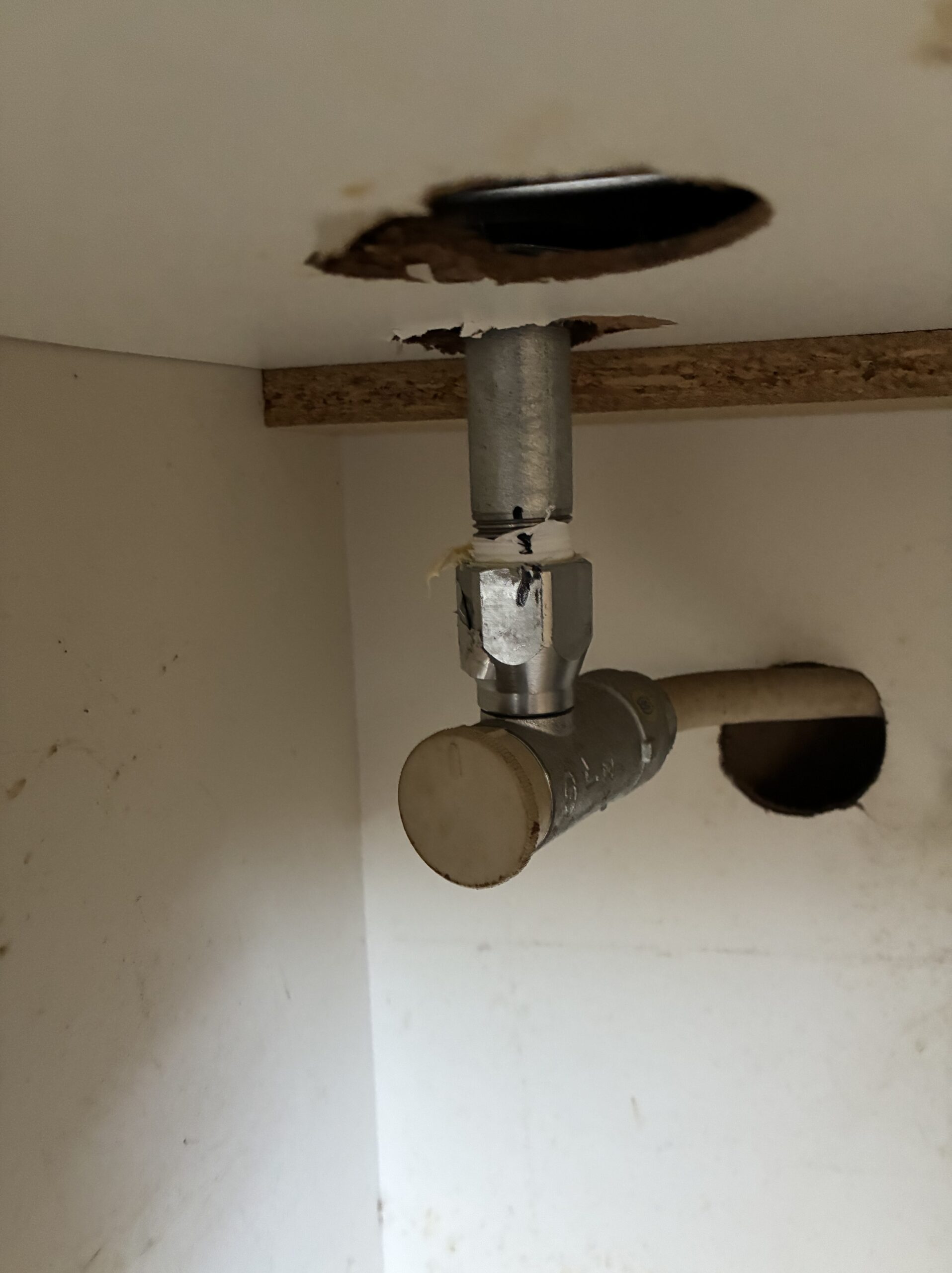 給湯器全体サンプル